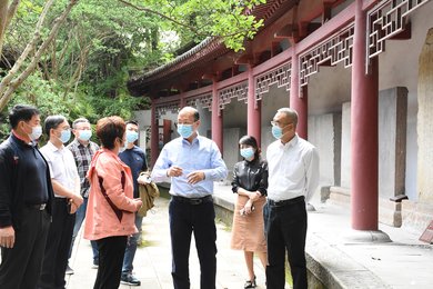 四川省文旅厅副厅长赵红川一行到李白纪念馆调研