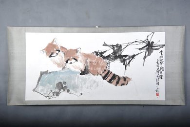 1985年秦天柱小熊猫镜片